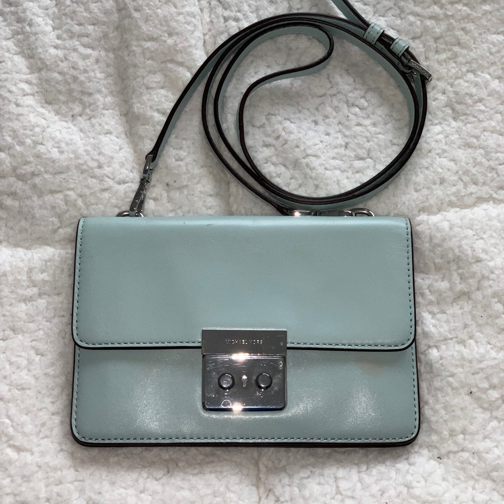 Authentic Michael Kors - Crossbody Leather